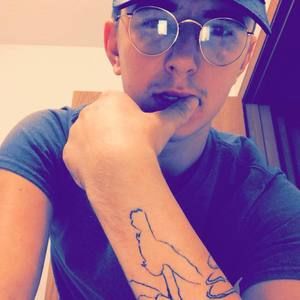 Meet your Posher, Chris